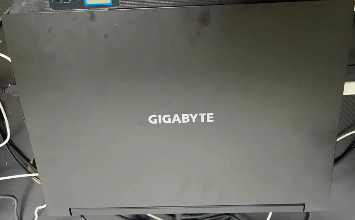 기가바이트 RTX 3060 게이밍 노트북 이미지