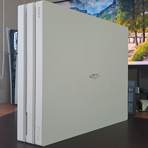 PS4 플스4 프로 7218B (12.52) 1TB 본체 단품 이미지