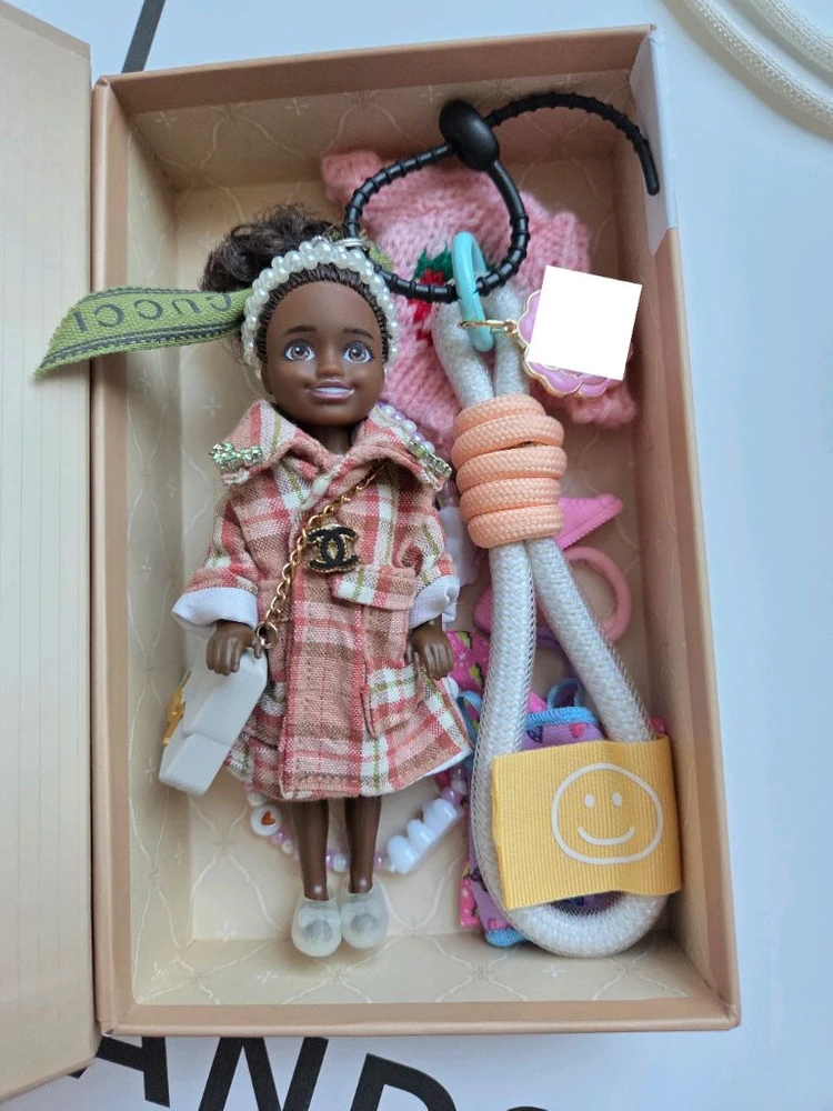 마텔 인형 바비 첼시 열쇠고리 (키링 헬로키티 이미지