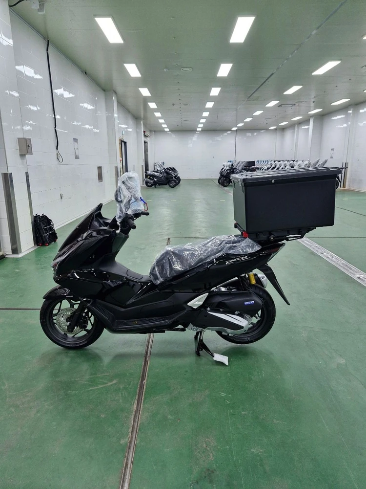 혼다 pcx 125cc 배달 오토바이 스쿠터 이미지