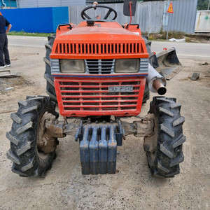 대동트랙터 L3301 4WD 이미지