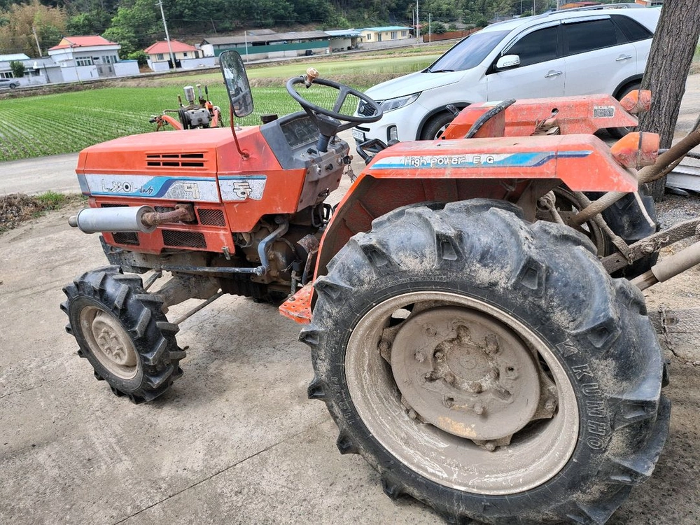 대동트랙터 L3301 4WD 이미지