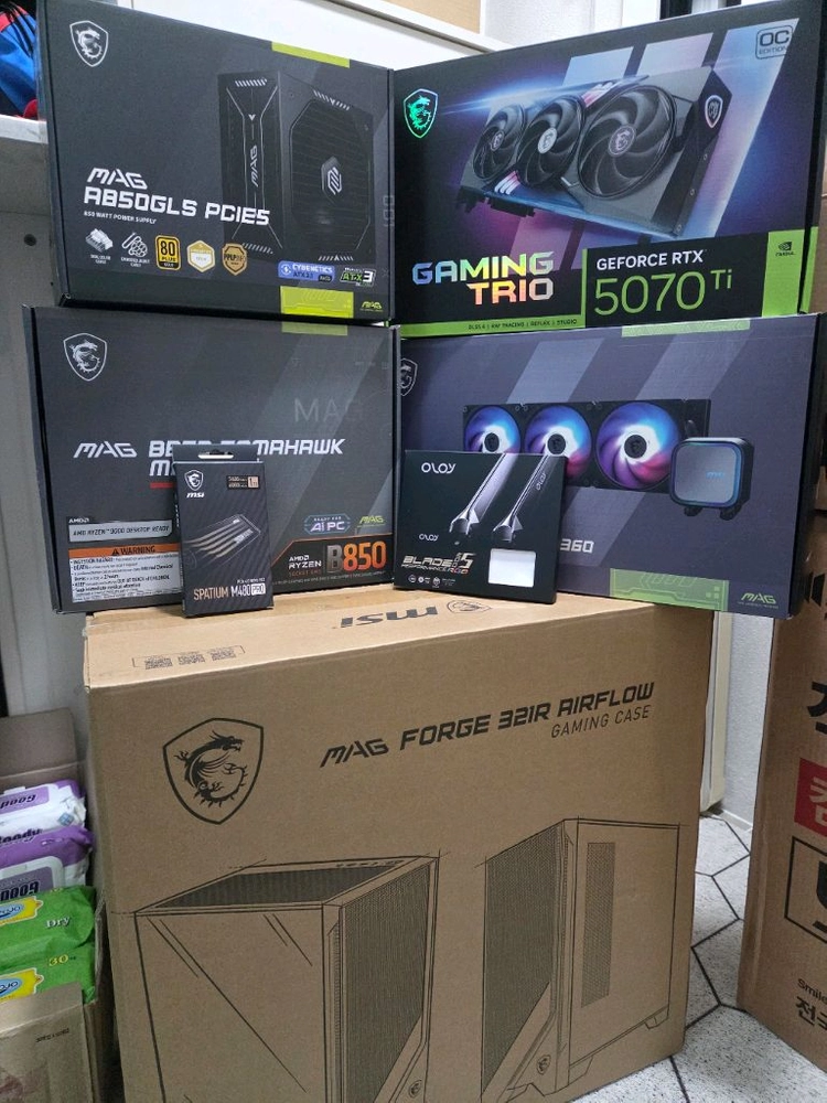 고사양 게이밍 조립PC 라이젠 9800x3d 5070ti 상태굿 이미지