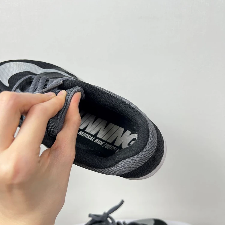 나이키 스니커즈 운동화 신발 블랙 240 라덴 빈티지 이미지