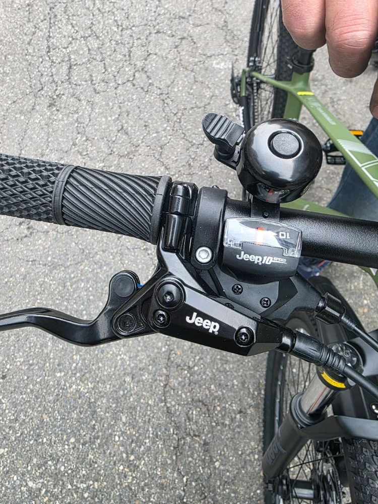 JEEP MTB산악자전거 30단 유압식브레이크 그린색상 거의새것 판매 이미지