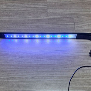 LED 아쿠아 라이트 / 수족관 조명 / 어항 조명 / 색변환 / 밝기 조절 이미지