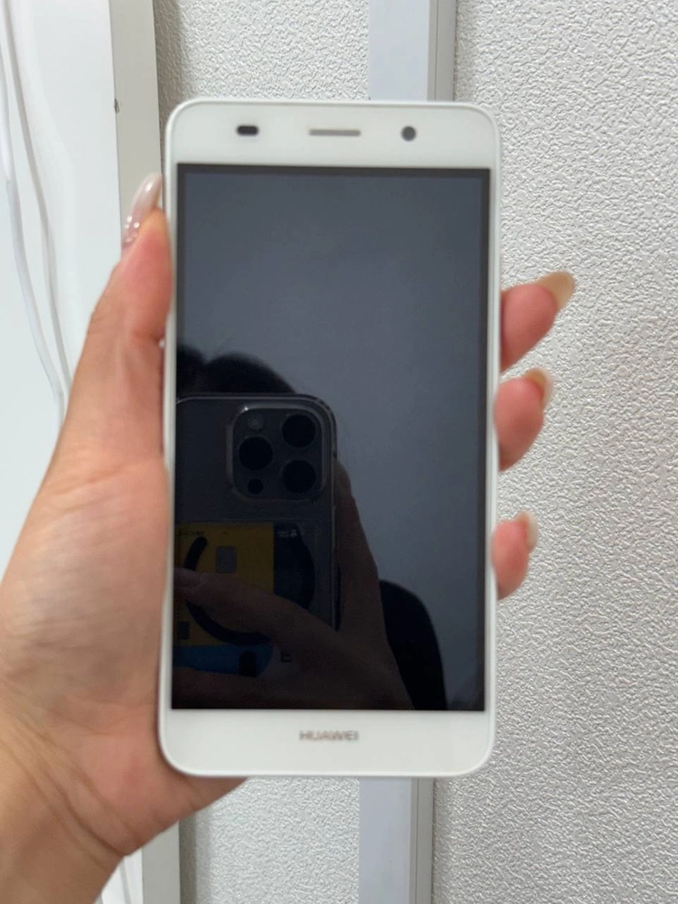 A급)화웨이 Y6 화이트 8GB Y1901 이미지