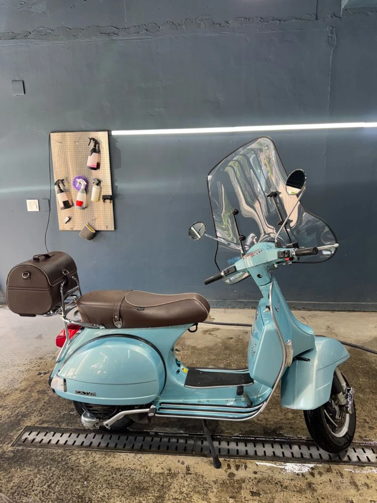 베스파 px125 70주년 한정판 신차급 매물 이미지