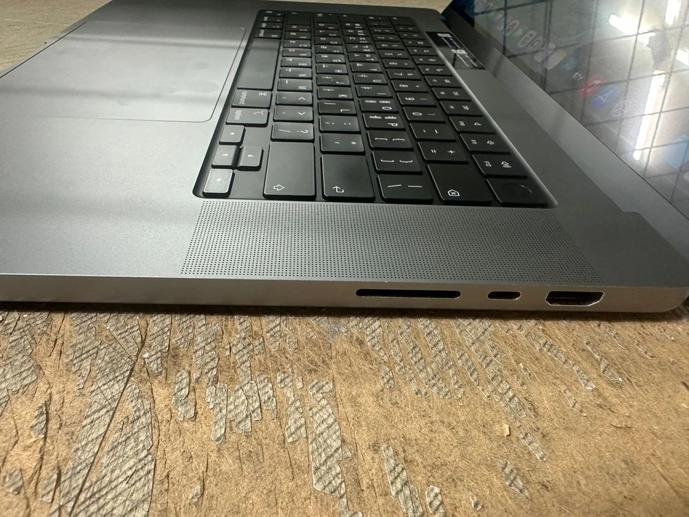 맥북 M1 Pro A2485 RAM 32G/저장공간 1TB / 16인치 이미지