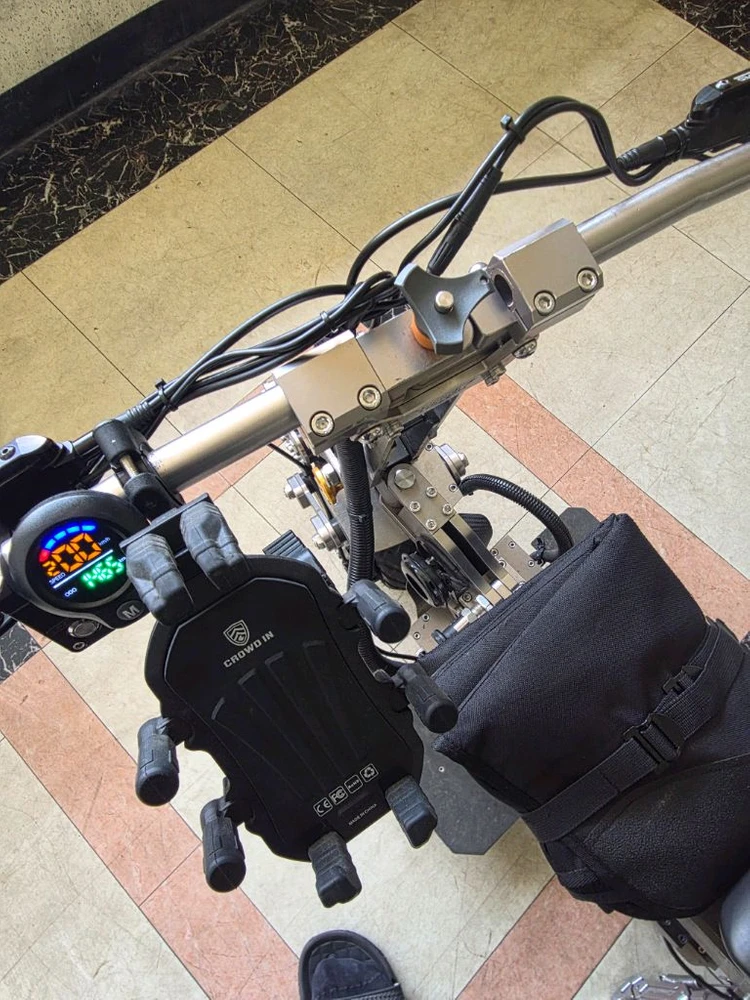 위페드 뉴콤포2 60ah 25년 8월식 3000km 판매해요 이미지