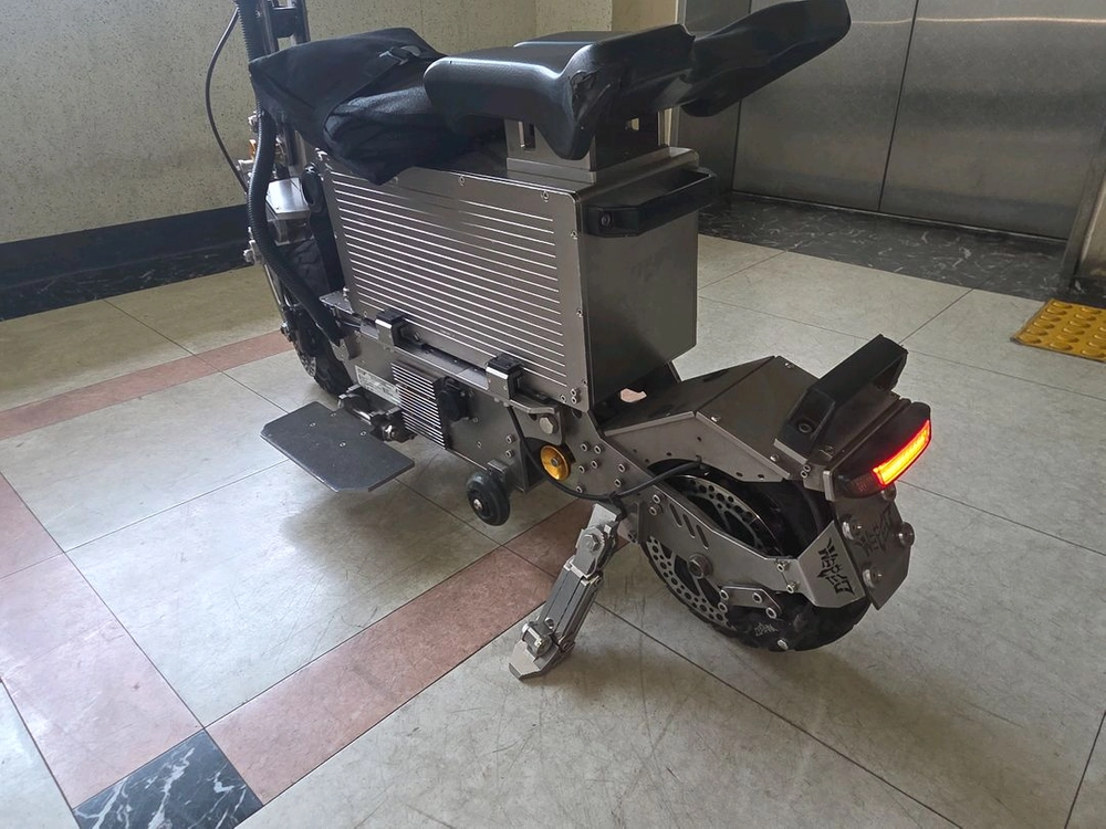 위페드 뉴콤포2 60ah 25년 8월식 3000km 판매해요 이미지