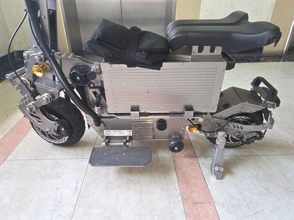 위페드 뉴콤포2 60ah 25년 8월식 3000km 판매해요 이미지