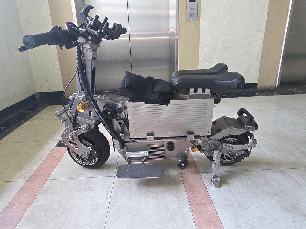 위페드 뉴콤포2 60ah 25년 8월식 3000km 판매해요 이미지