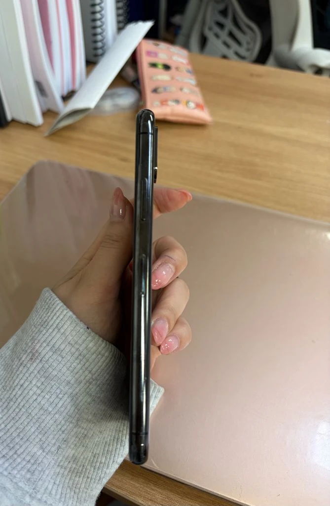 아이폰xs 블랙 이미지