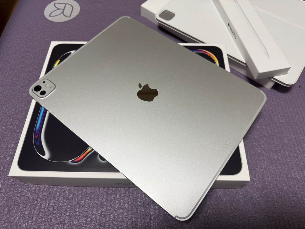 Apple 2025 아이패드 프로 13 M5 256GB(매직키보드+애플팬슬프로 포함) 이미지