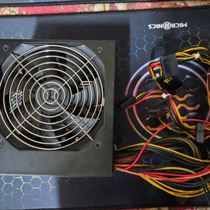 fsp HYPERK 600w 파워서플라이 이미지