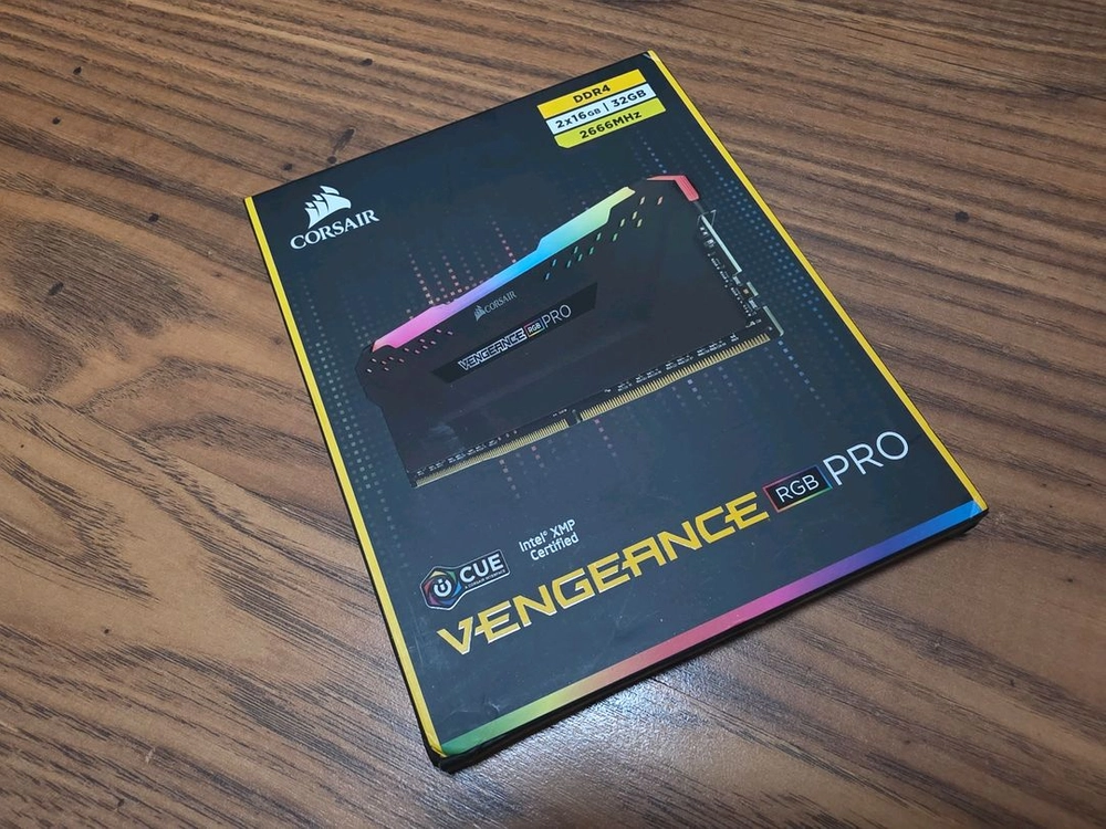 CORSAIR DDR4 32GB(16GBX2) - 안심되는 중고거래