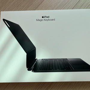 Apple 매직 키보드 - 아이패드 프로 11(M5/M4 모델)용 블랙 MWR23KH/A 이미지
