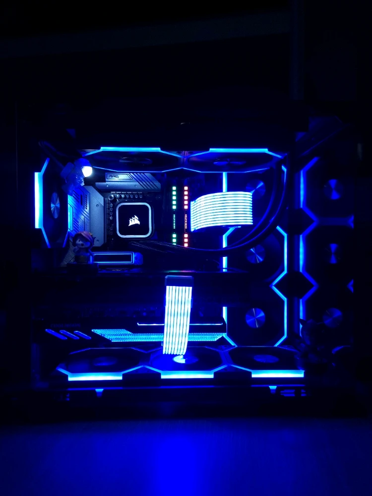 게임 & 작업용 고사양 컴퓨터 i7 13700kf rtx 4070 ti 판매합니다. 이미지