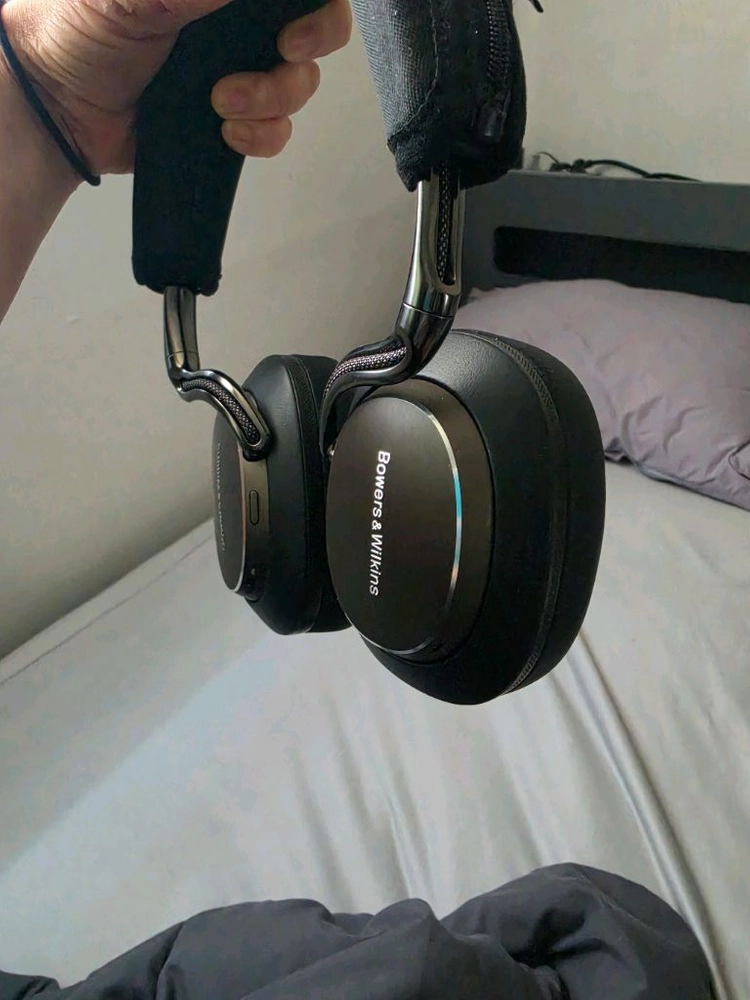 Bowers & Wilkins 바워스앤윌킨스 px8 s2 헤드폰 풀박스 이미지