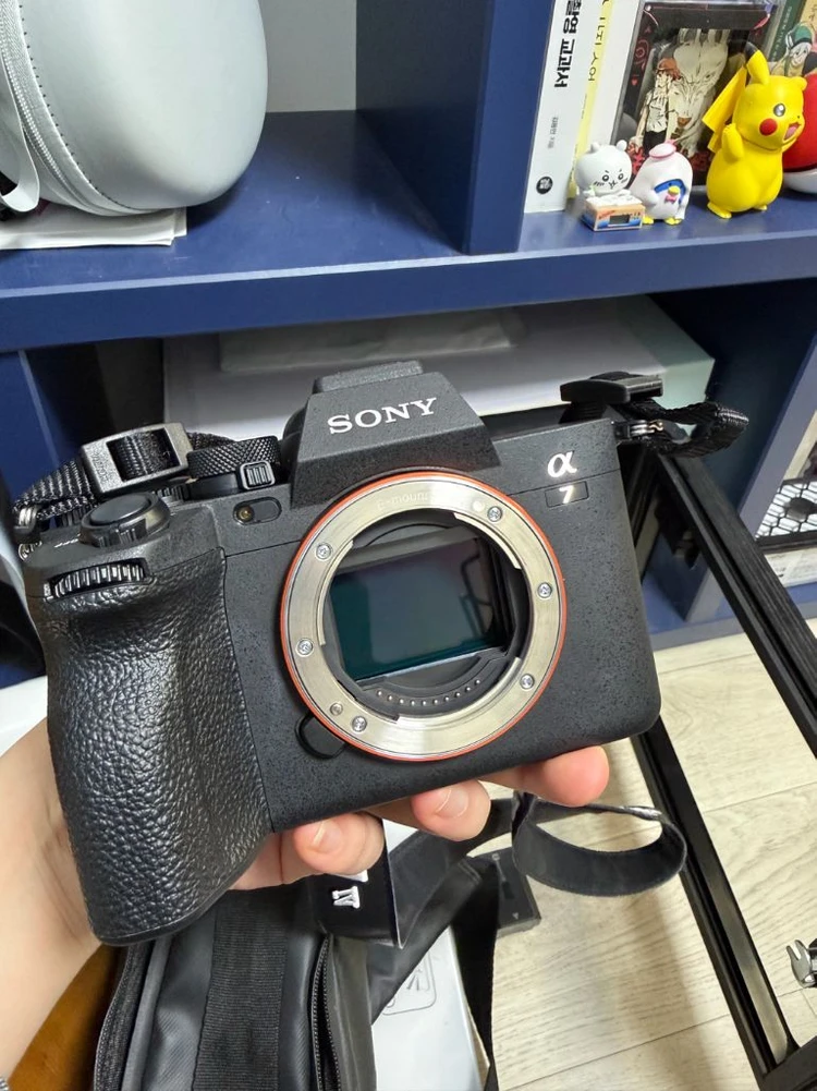 소니 A7M4 7600컷 풀박 풀셋 이미지