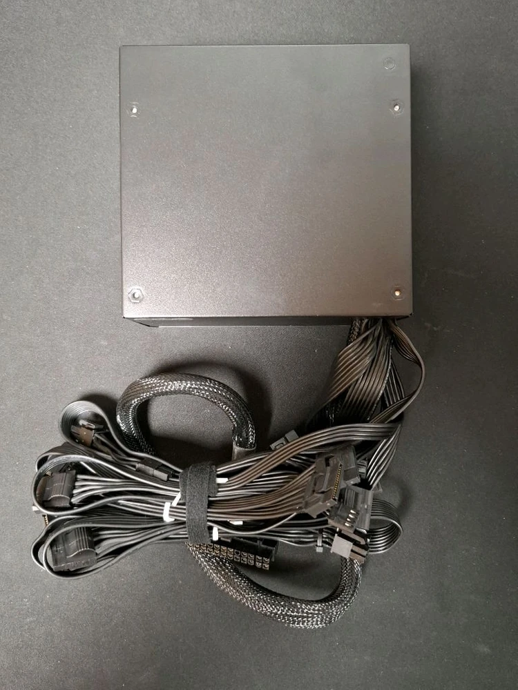 컴퓨터 파워 마이크로닉스 Classic II SE 700W 80PLUS 230V EU 이미지