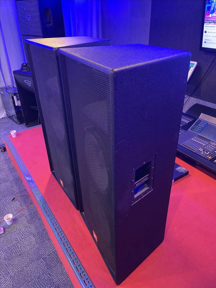 JBL SR-X 시리즈 SR4733X 스피커 2개 이미지
