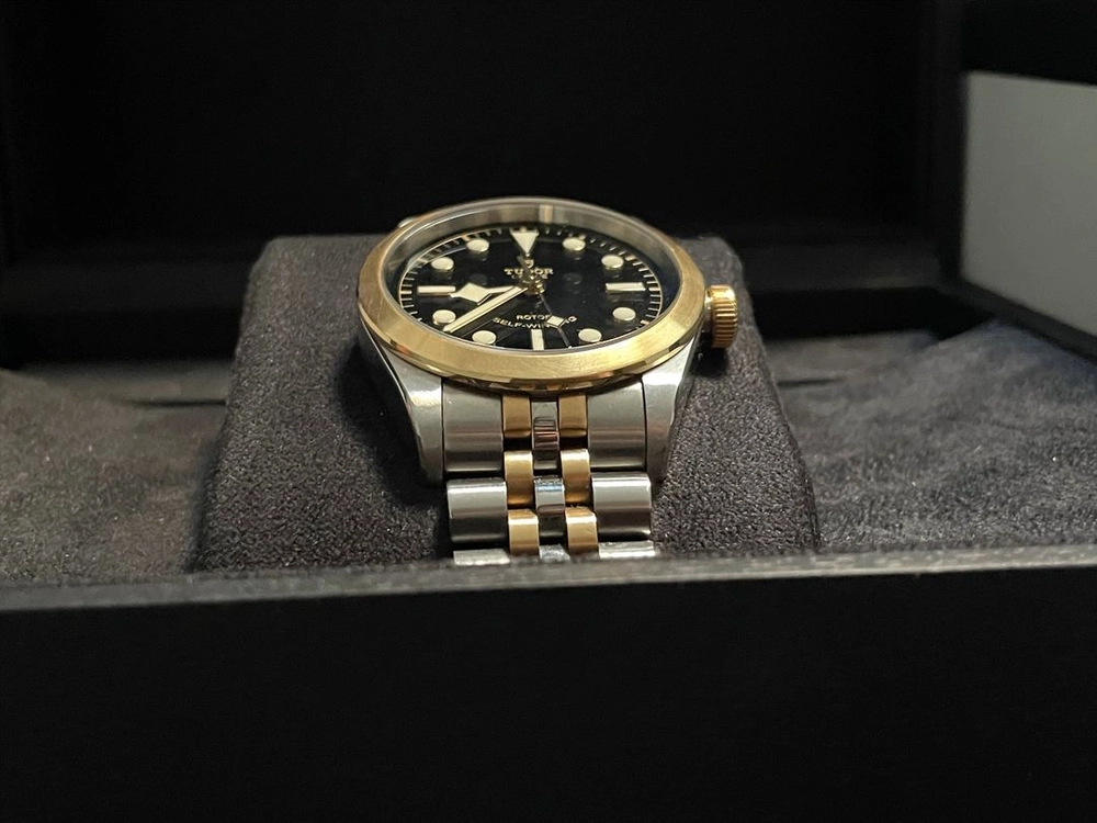 튜더 블랙베이원 36mm 콤비 이미지