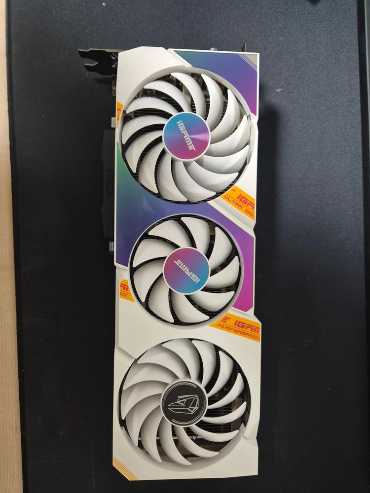 택포/ COLORFUL iGame 지포스 RTX 3060 Ultra OC D6 12GB White LHR 이미지