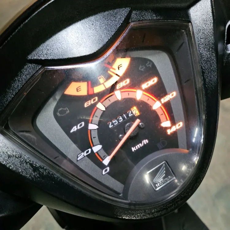 혼다 비젼110 11년식 25,312km 스쿠터 오토바이 이미지