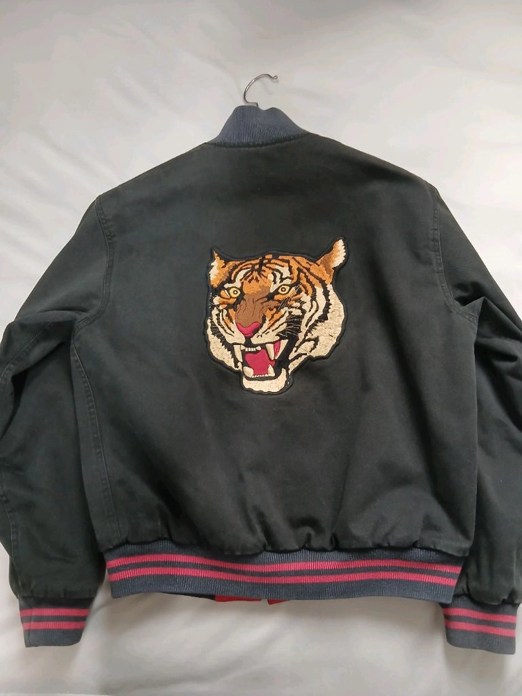 폴롤 90s 타이거 바시티 자켓 칸예 ye 이미지