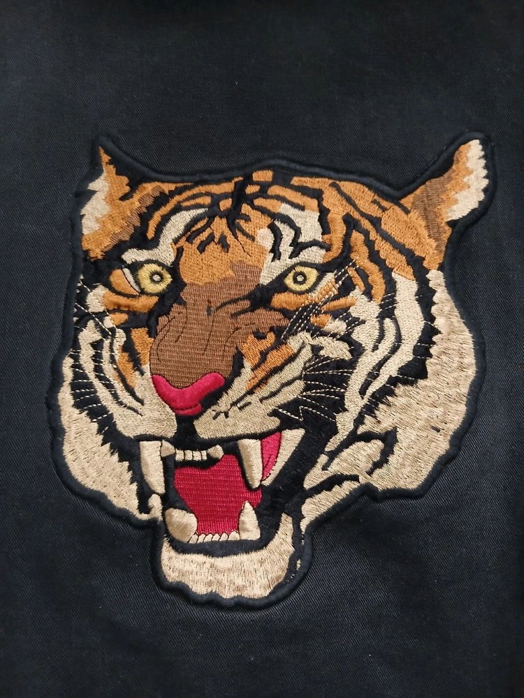폴롤 90s 타이거 바시티 자켓 칸예 ye 이미지