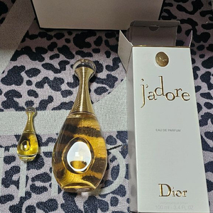 디올 쟈도르 오드퍼퓸 100ml + 5ml 여성향수 미개봉 새상품 쇼핑백 이미지