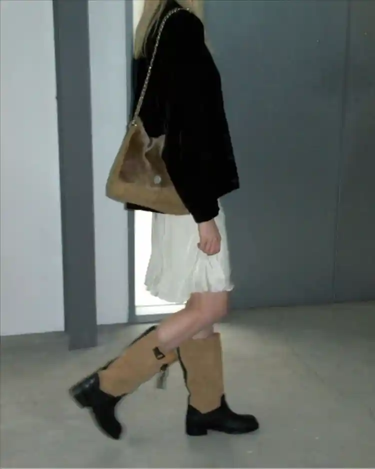 (미개봉) 미닛뮤트 페블 체인백 무스탕 베이지 프레클 파르벵 그로브 시눈 스무드무드 이미지