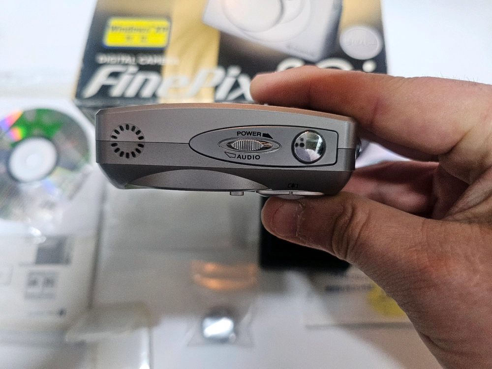 [박스0]후지 파인픽스 30i(올드디카) FUJI FinePix 30i (스마트미디어카드 포함) 이미지