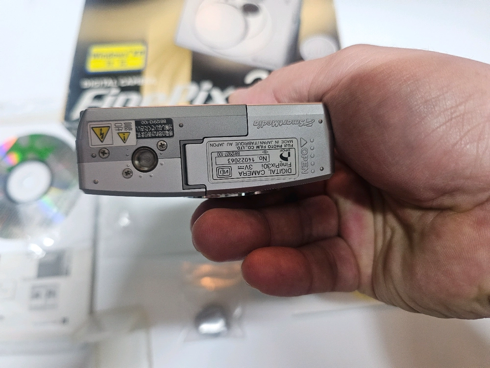 [박스0]후지 파인픽스 30i(올드디카) FUJI FinePix 30i (스마트미디어카드 포함) 이미지