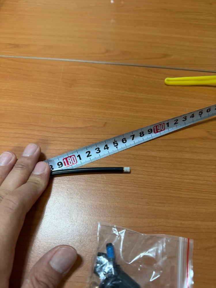 자전거 유압식 디스크 브레이크 캘리퍼 레드 이미지