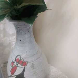 꽃병 이미지