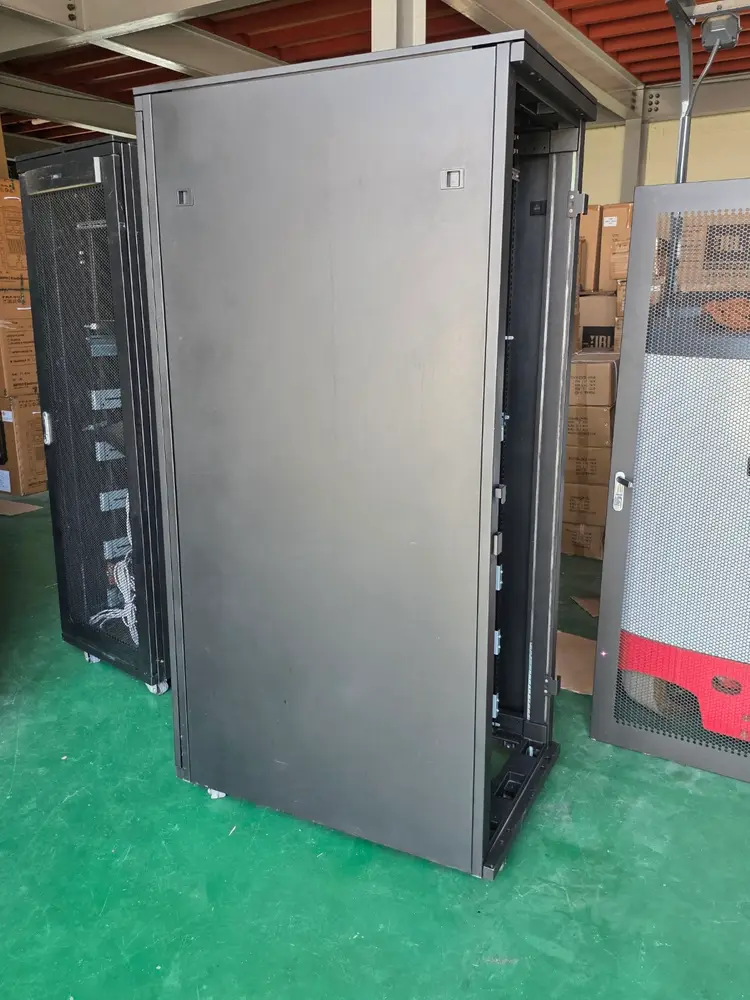 중고 POS 내진렉 37U H 1800mm x W 600mm x D 880mm 서버용 후면문없음 1개가격 택배착불 이미지