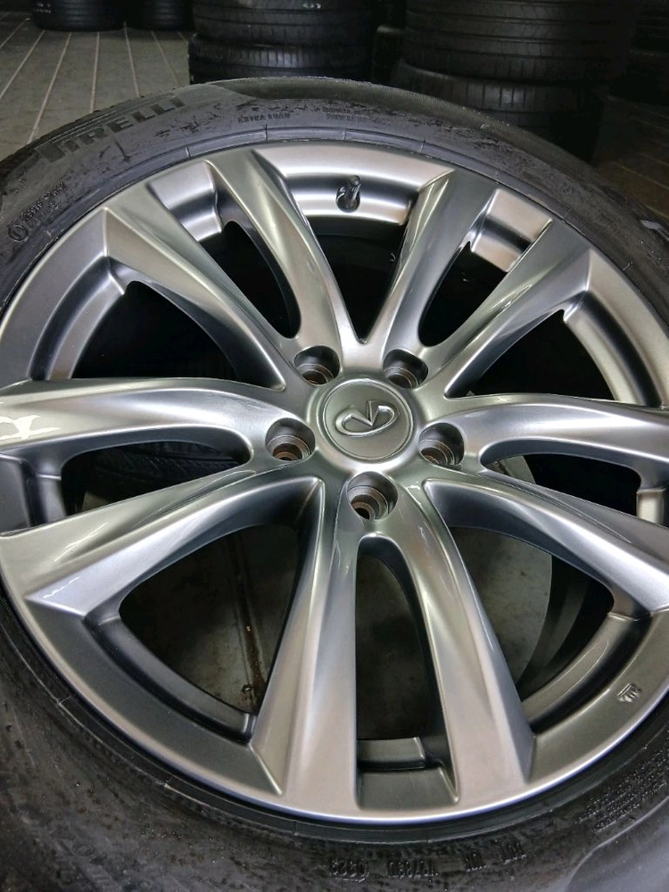 인피니티 Q70 18인치 순정휠 타이어 차량한대분 이미지