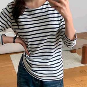 10가트 레이어드 단가라 티셔츠 이미지