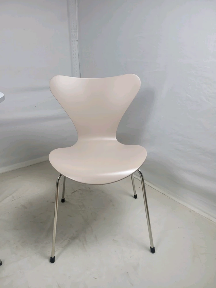 세븐st 디자인 식탁 의자 이미지