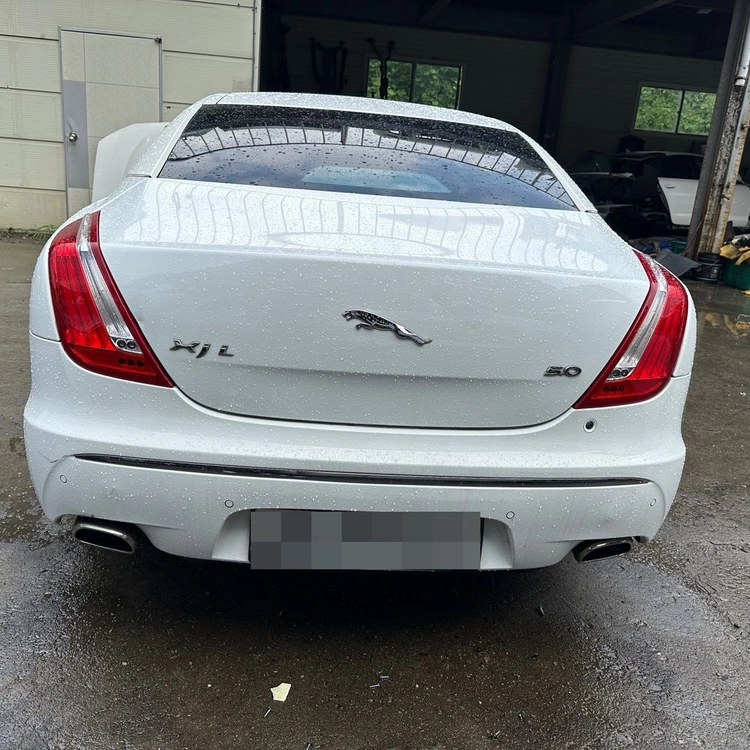재규어 XJ 5.0 X351 / 실내 or 전장 및 외장 부품 판매합니다 이미지