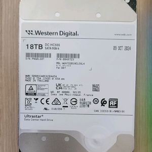 WD Ultrastar DC HC555 18TB HDD 이미지