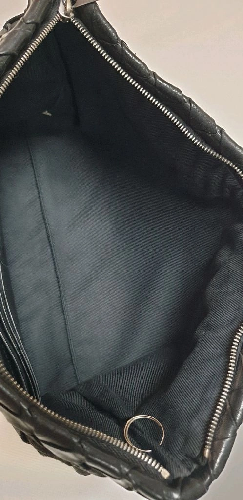 보테가베네타 인트레치아토 클러치 블랙 이미지