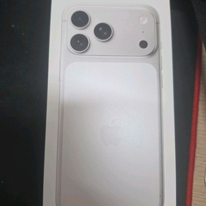 아이폰17프로맥스 실버 256GB 자급제 미개봉 이미지