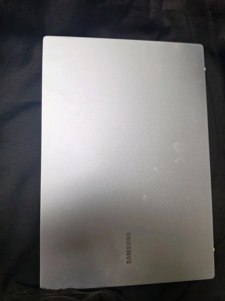 갤럭시북GO 이미지