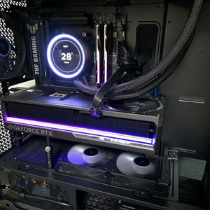 [판매] RTX 5090 + 9800X3D 최고사양 풀세트 (OLED 모니터 포함) 이미지