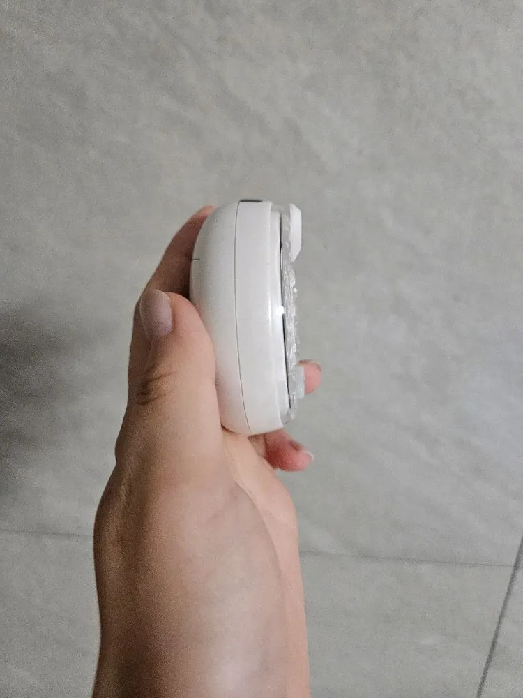 반다이 다마고치 피스화이트 고전토이 빈티지토이 게임기 판매합니다. 이미지