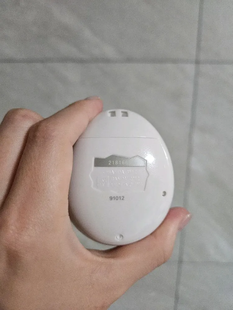 반다이 다마고치 피스화이트 고전토이 빈티지토이 게임기 판매합니다. 이미지
